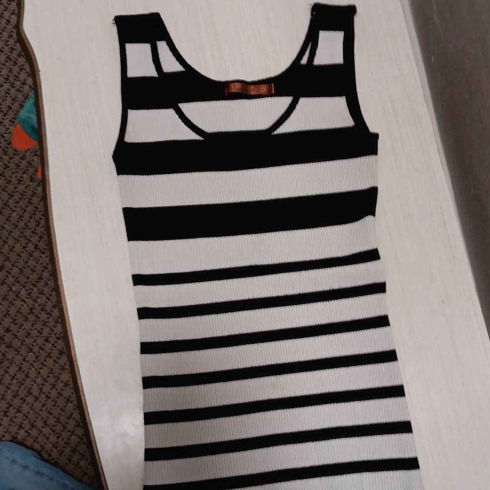 Belldini tank top